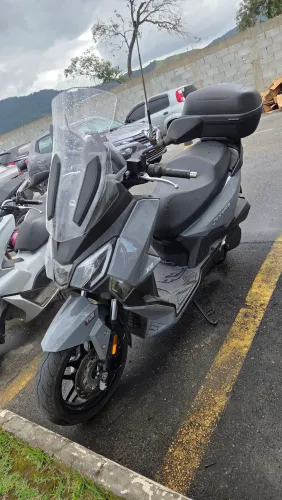 Dafra Joyrider 300 ano 2025 - 12.000km