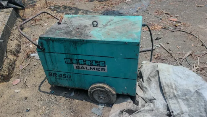 Máquina de solda modelo 450 amperes 