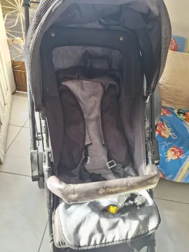 Carrinho de bebê galzerano