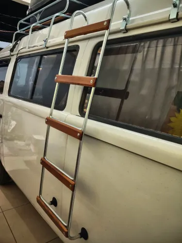 Escada nova para Kombi