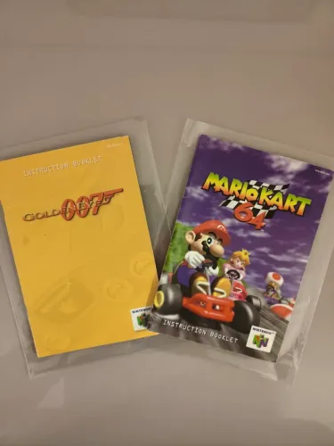 2 Manuais Originais Nintendo 64 - Mario Kart 64 e 007 GoldenEye