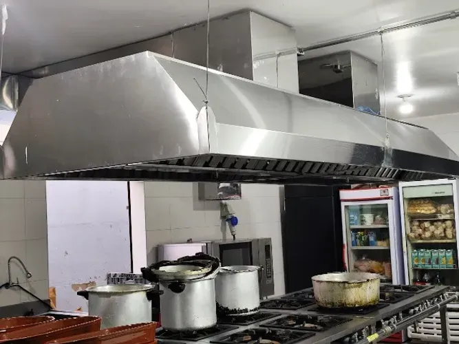 Coifa com exaustor para restaurante