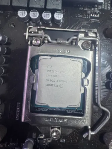 Processador Intel Core i7 8700