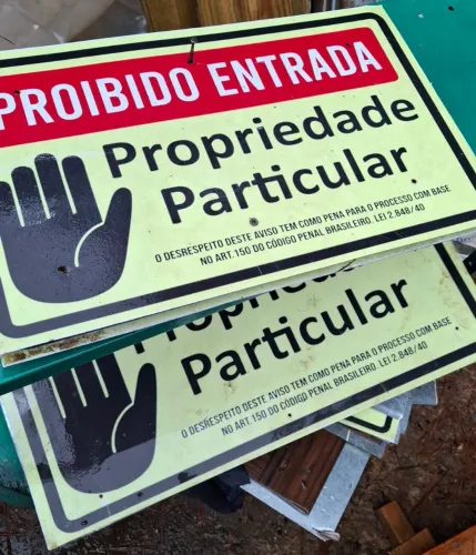 Placa de Proibido Entrada