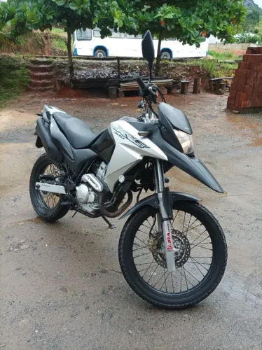 XRE300