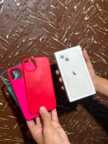 iPhone 13 128GB na caixa