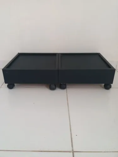 Suporte Para Caixas de Som Com Rodinhas