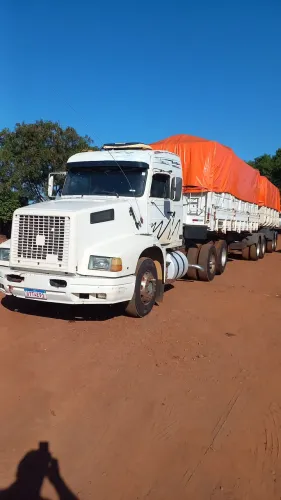 Vendo volvo nl12 engatado no bicaçamba 