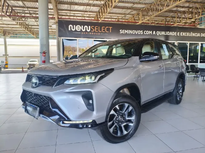 Toyota Hilux SW4 Diamond 2.8 TB 4X4 Die. Aut. 2022