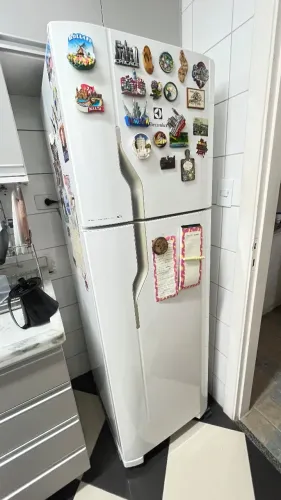 Geladeira Electrolux Df35a Frost Free Usada