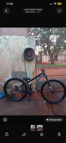Uma bike Absolute 4 para ir logo