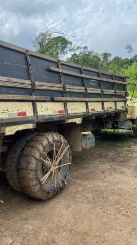 Vendo caminhão Ford