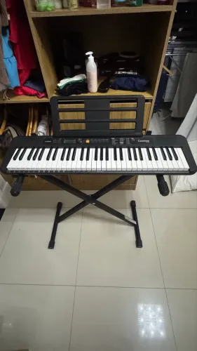 Teclado Casio Casiotone CT-S200 + suporte ? ótimo estado