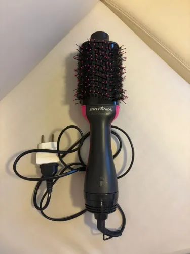 Escova Secadora Britânia Soft - R$ 80.00