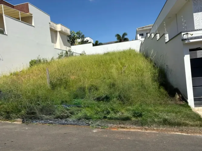 Terreno 300 m2 no Mantiqueira 2 em Andradas - MG