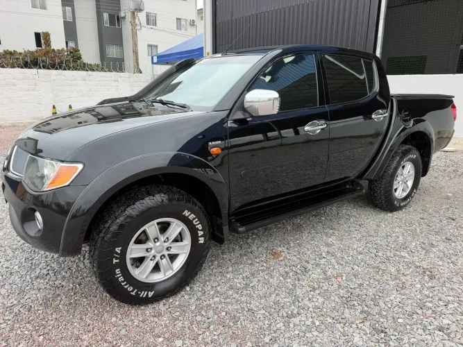Mitsubishi L200 Triton HPE 3.5 CD V6 24V Flex Aut. 2008