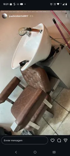 Cadeira de barbeiro e Lavatório