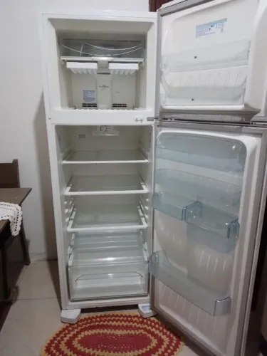 Geladeira Electrolux voltagem 110