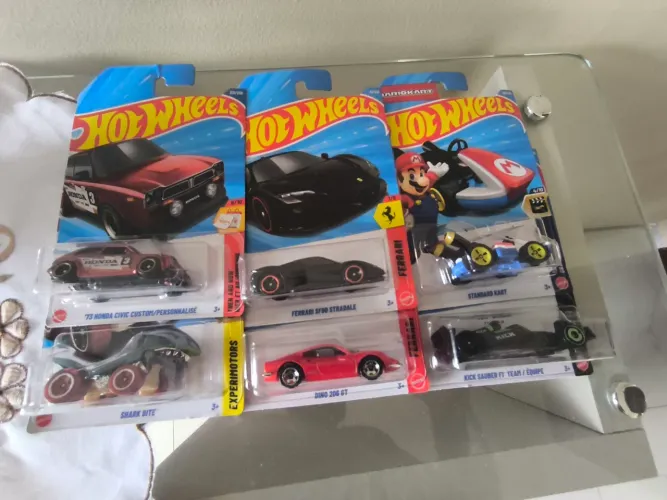 Carrinhos Hotwheels
