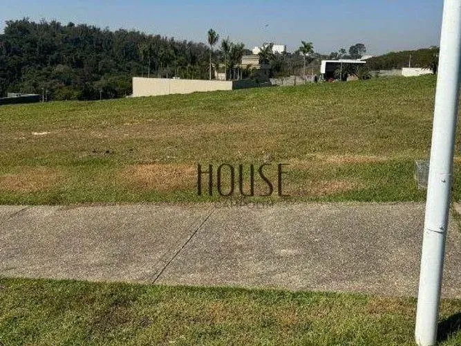 Terreno em Saint Patrick à venda em condomínio de alto padrão em Sorocaba, com 1.020m² | T