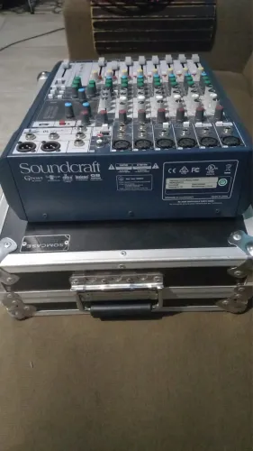 Mesa de som SaundCraft Sgnature 10