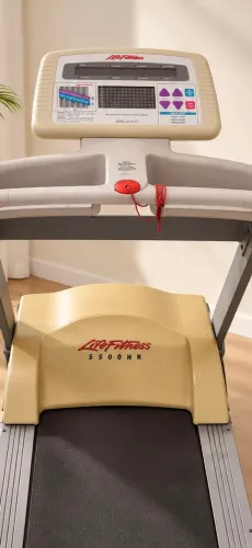 ESTEIRA LIFE FITNESS - ROBUSTA E PROFISSIONAL