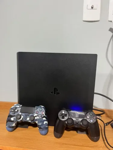 PS4 pro 1T