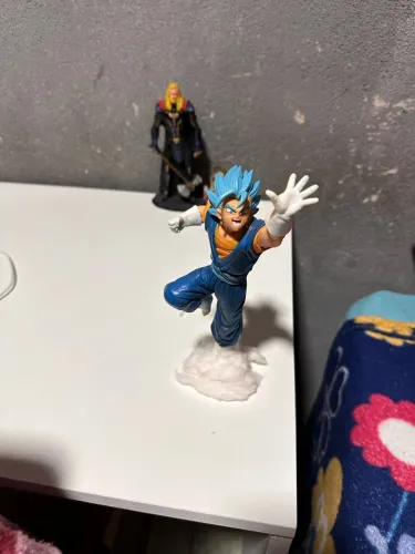 Vendo boneco Goku blue