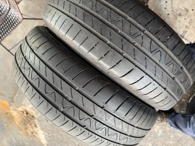 Par de Pneus 185/65R15 Continental PowerContact 2 88H Aro 15, 70% vida útil