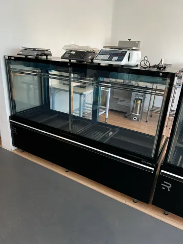 Balcão açougue 2m - Vidro aquecido - Refrimate
