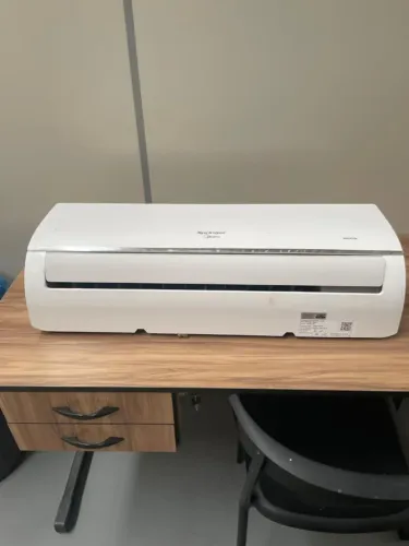 Evaporador Intermo Midea 12mil Btus + Controlo