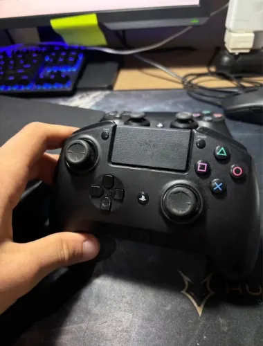 PS4 Slim 500gb 1 controle ou opção com controle razer