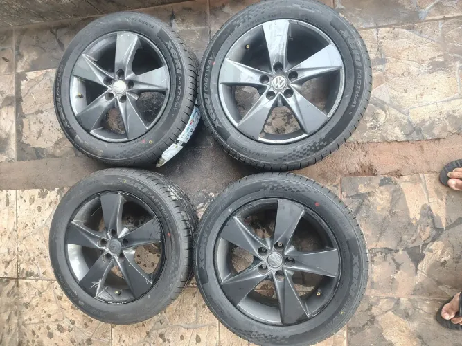 JOGO DE RODAS PNEUS 195 55 ARO 15 XBRI SO $2.700