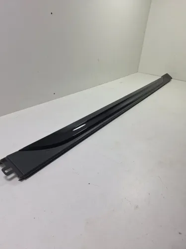 Spoiler Lateral Lado Esquerdo Vw Nivus 2021 A 2026