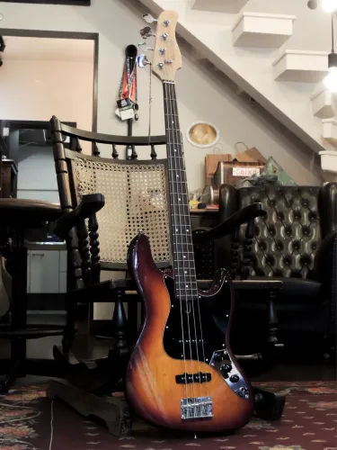 Baixo Sire Marcus Miller V3 Jazz Bass ZERADO