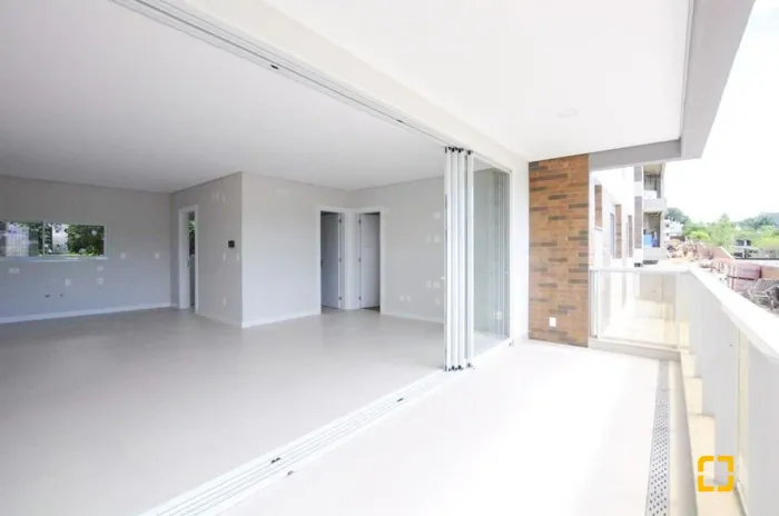 Apartamento - 3 suítes - 2 vagas - Hobby box - Bairro Cacupé - Florianópolis - SC