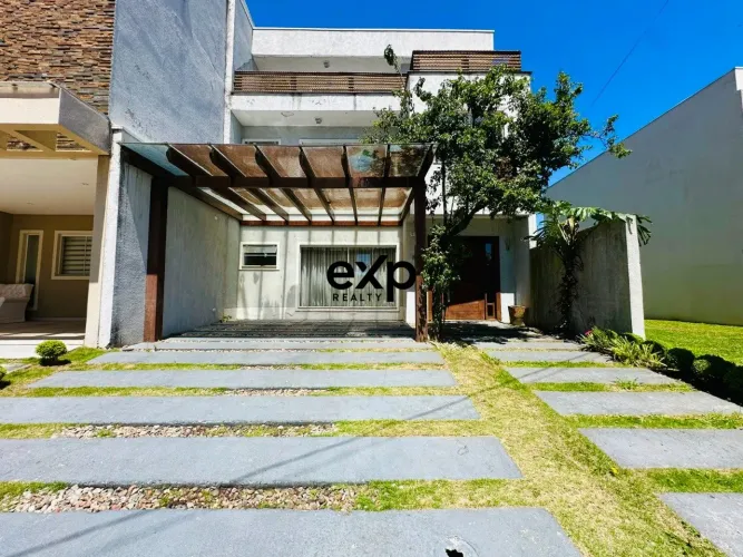 Sobrado com ático à venda - Residencial Green Gold - São José dos Pinhais