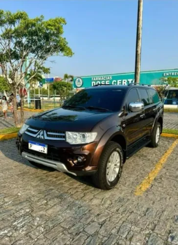 Mitsubishi Pajero Dakar HPE 3.2 4X4 T.I Dies 5P AUT 2015