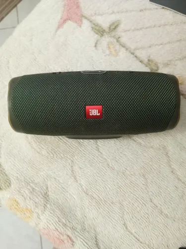 Caixa de som JBL Charge 4 Original COMPLETO. MUITO NOVA!!!!
