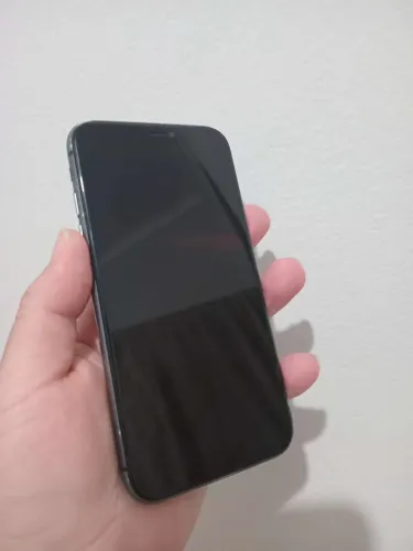IPHONE 11 BLACK PIANO