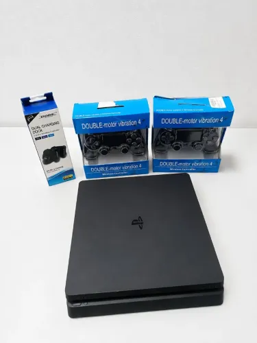 PS4 SLIM 1TB