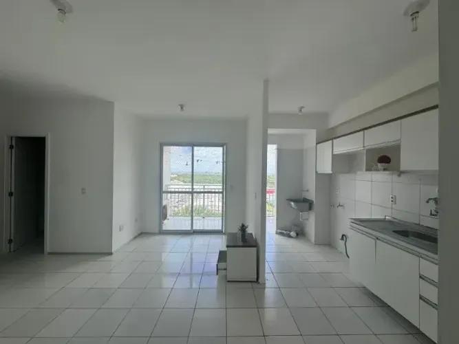 APARTAMENTO À VENDA NO ALTO DO CALHAU - 9º ANDAR | SUÍTE E VARANDA