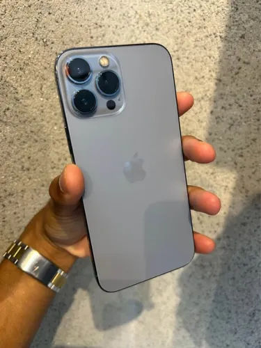 Vendo iPhone 13 Pro Max Usado Bateria 85% nunca aberto