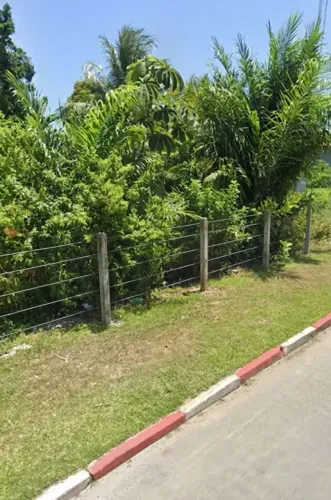 LOTE A VENDA EM Salinas da Margarida - BA