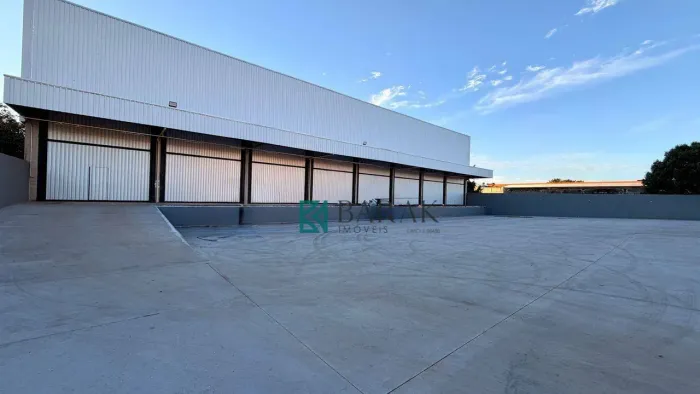 Barracão para alugar, 3290 m² por R$ 75.000,00/mês - Parque Industrial - Maringá/PR