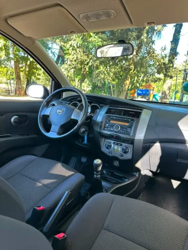 Nissan Livina Grand S 1.8 16V Flex Fuel Mec. 2013