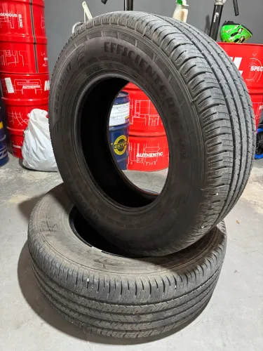 265/65/17 Goodyear efficientgrip