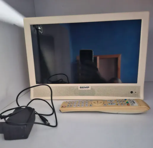 Tv retrô semp toshiba LED 14 com controle
