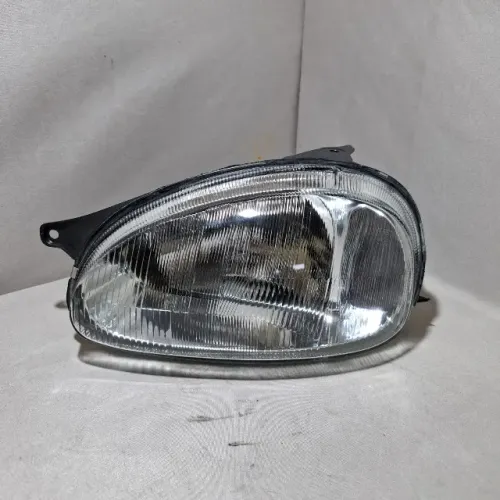 Farol Corsa Wind 1994 a 1999 Lado Esquerdo Lente Prismática