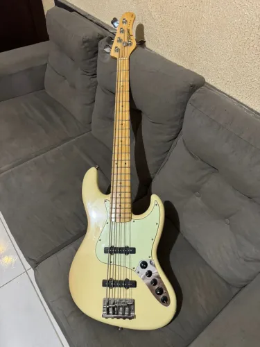 Baixo Tagima 535 handmade brasil com circuito sire ativo